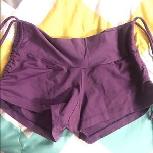 La la land yoga shorts